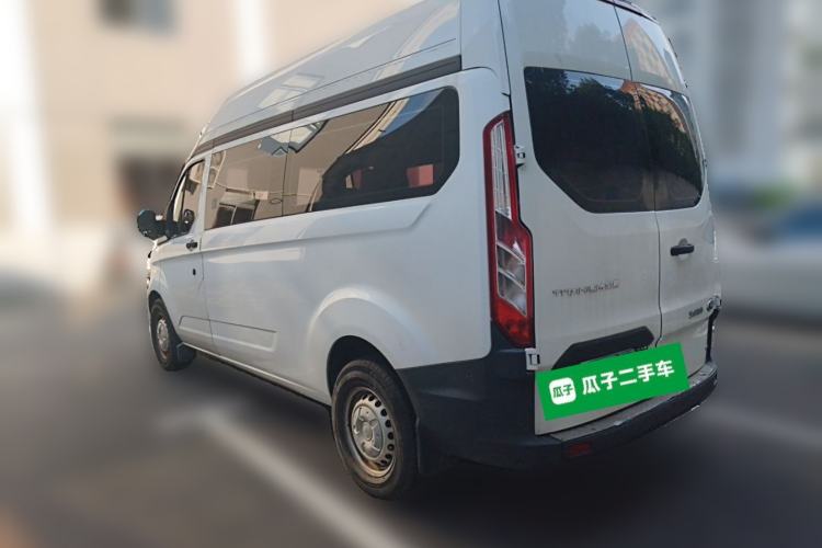 Used Ford Transit 2020 2.0T Diesel Multi-Function Commercial Vehicle Mid-Chassis Low-Roof Design with Dual Rear Doors Emission Standard China V Exterior 3