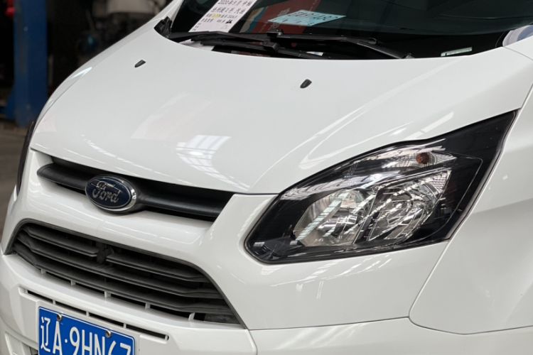 Used Ford Transit 2020 2.0T Gasoline Multi-Purpose Commercial Vehicle Mid-Drive Low-Roof Lift-Up Tailgate China VI Standard Exterior 4