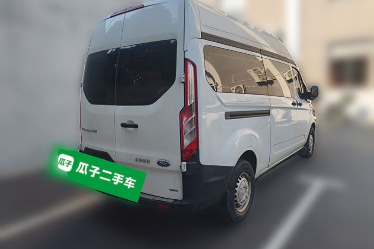 Used Ford Transit 2020 2.0T Diesel Multi-Function Commercial Vehicle Mid-Chassis Low-Roof Design with Dual Rear Doors Emission Standard China V Exterior 5