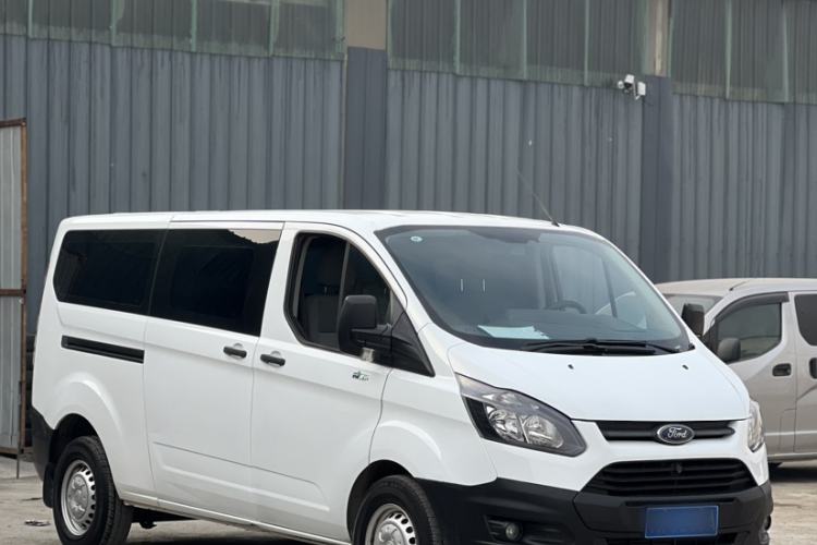 Used Ford Transit 2020 2.0T Diesel Multi-Function Commercial Vehicle Mid-Chassis Low-Roof Design with Dual Rear Doors Meeting China VI Emission Standards Exterior 6