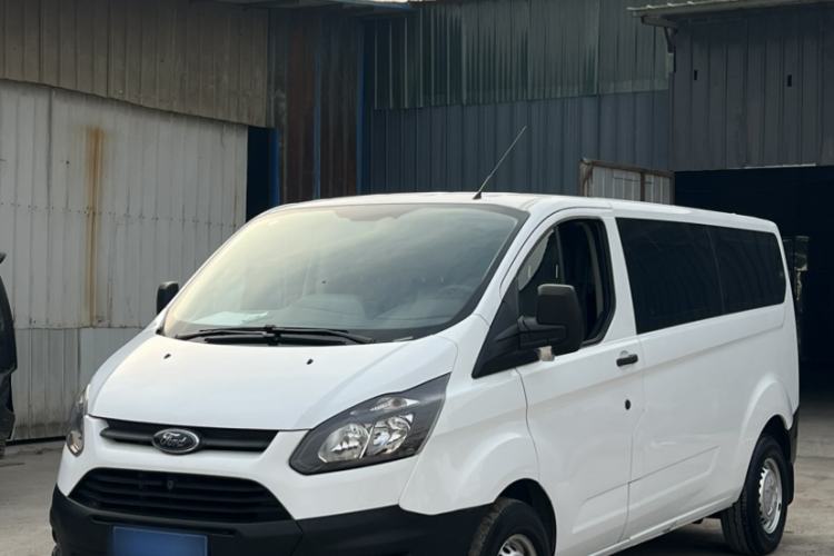 Used Ford Transit 2020 2.0T Diesel Multi-Function Commercial Vehicle Mid-Chassis Low-Roof Design with Dual Rear Doors Meeting China VI Emission Standards Exterior 8