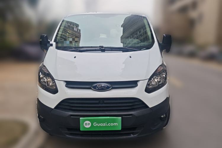 Used Ford Transit 2020 2.0T Diesel Multi-Function Commercial Vehicle Mid-Chassis Low-Roof Design with Dual Rear Doors Meeting China VI Emission Standards Front