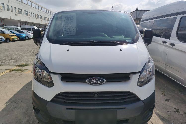 Used Ford Transit 2020 2.0T Diesel Multi-Function Commercial Vehicle Mid-Chassis Low-Roof Design with Dual Rear Doors Meeting China VI Emission Standards Front