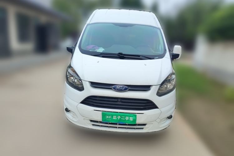 Used Ford Transit 2020 2.0T Diesel Multi-Function Commercial Vehicle Mid-Chassis Low-Roof Design with Dual Rear Doors Emission Standard China V Front