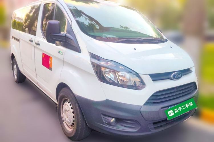 Used Ford Transit 2020 2.0T Diesel Multi-Function Commercial Vehicle Mid-Chassis Low-Roof Design with Dual Rear Doors Meeting China VI Emission Standards Front Right 45 Deg