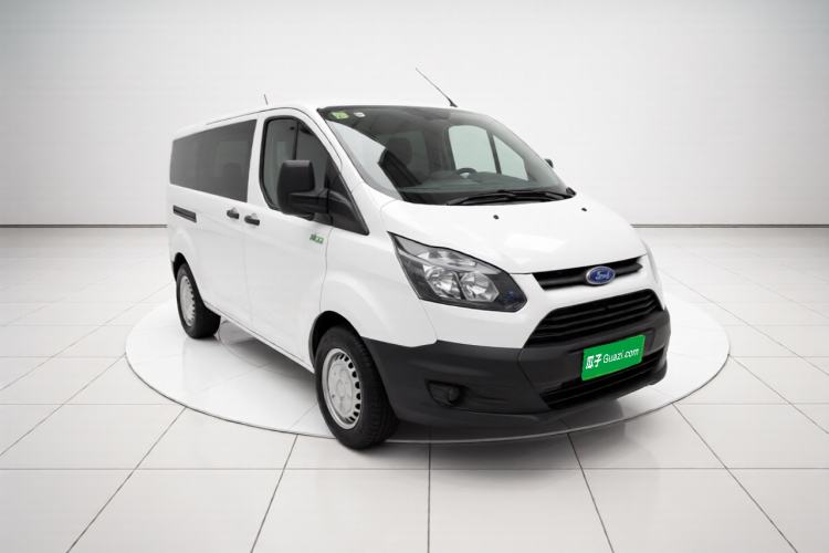 Used Ford Transit 2020 2.0T Diesel Multi-Function Commercial Vehicle Mid-Chassis Low-Roof Design with Dual Rear Doors Meeting China VI Emission Standards Front Right 45 Deg