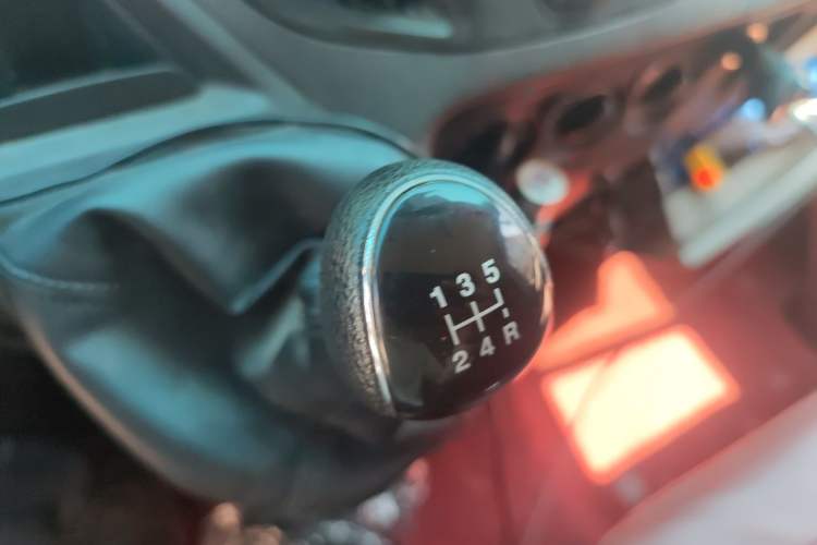 Used Ford Transit  Gear Lever