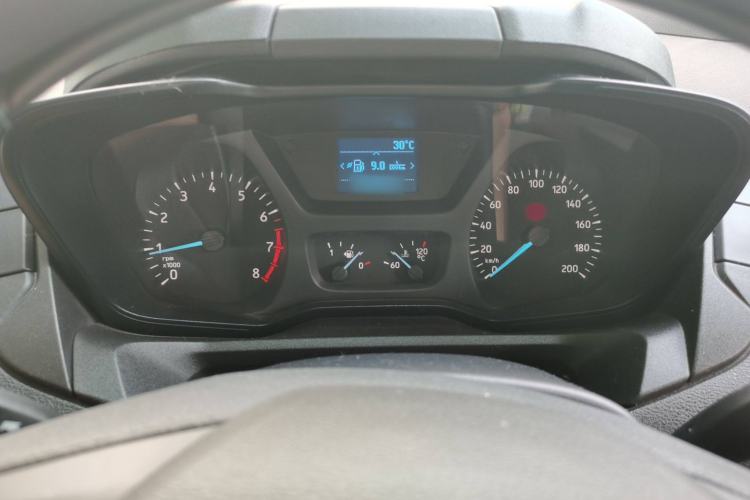 Used Ford Transit 2020 2.0T Gasoline Multi-Purpose Commercial Vehicle Mid-Drive Low-Roof Lift-Up Tailgate China VI Standard Instrument Cluster