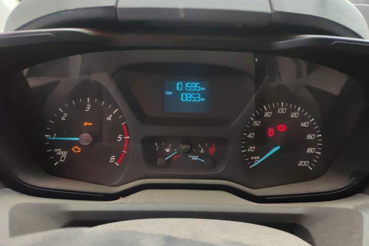 Used Ford Transit 2020 2.0T Diesel Multi-Function Commercial Vehicle Mid-Chassis Low-Roof Design with Dual Rear Doors Emission Standard China V Instrument Cluster