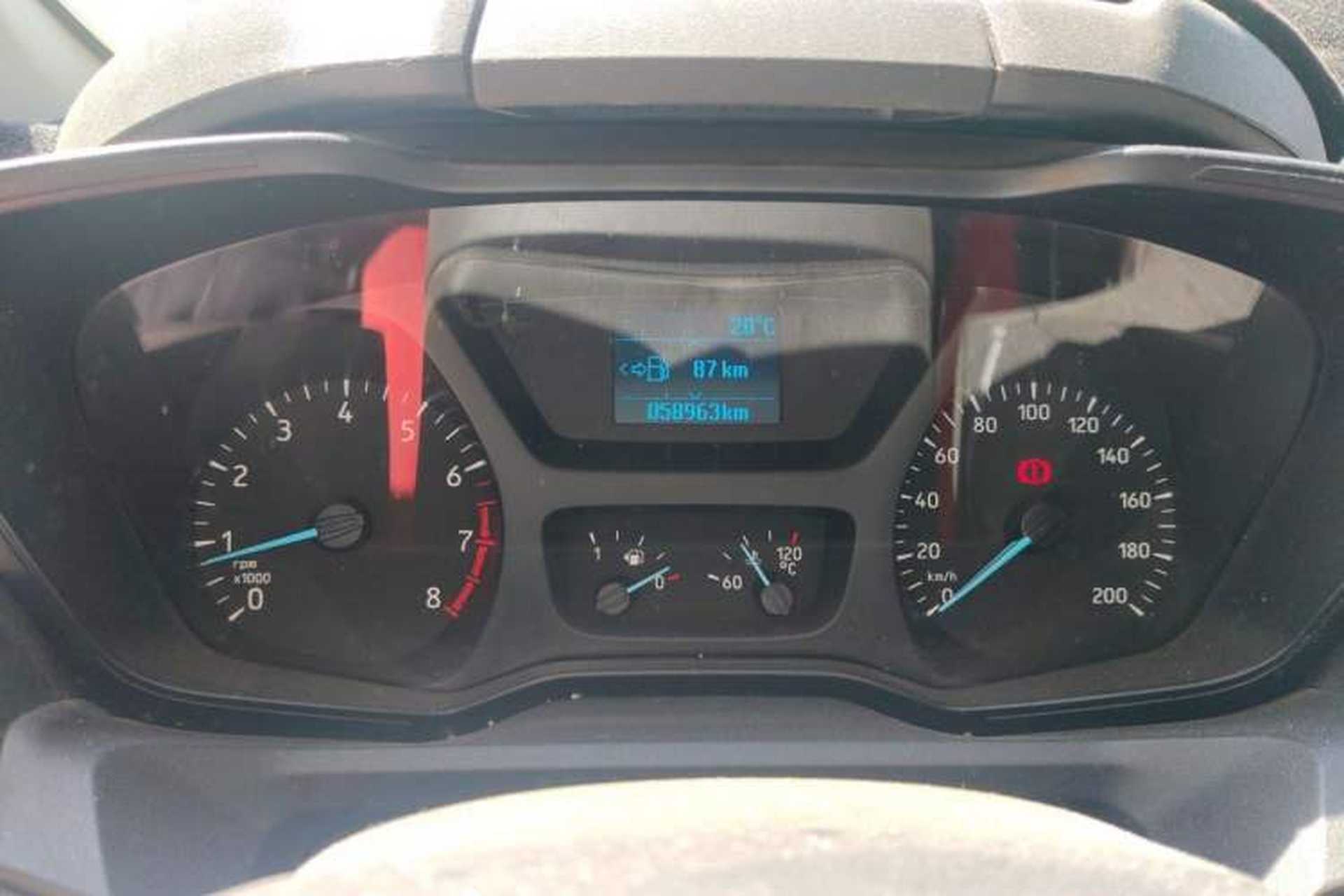 Used Ford Transit 2020 2.0T Gasoline Multi-Function Commercial Vehicle Mid-Drive Low-Roof Design with Dual Rear Doors Meeting China VI Emission Standards Instrument Cluster