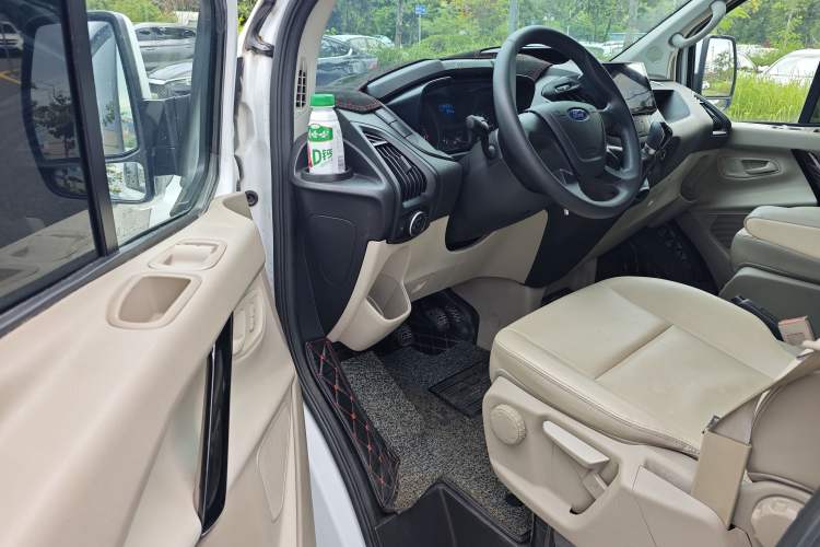 Used Ford Transit 2020 2.0T Diesel Multi-Function Commercial Vehicle Mid-Chassis Low-Roof Design with Dual Rear Doors Emission Standard China V Interior 2
