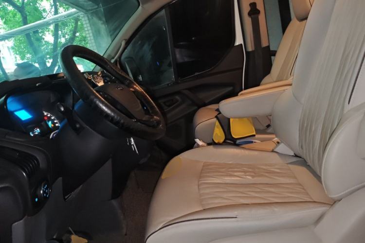Used Ford Transit 2020 2.0T Gasoline Automatic Multi-Function Commercial Vehicle Mid-Drive Low-Roof Lift-Up Tailgate China V Standard Left Front Seat