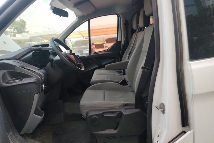 Used Ford Transit 2020 2.0T Gasoline Automatic Multi-Function Commercial Vehicle Mid-Drive Low-Roof Design with Dual Rear Doors Emission Standard China V Left Front Seat