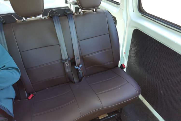Used Ford Transit 2020 2.0T Gasoline Commercial & Travel Version Mid-Drive Mid-Roof 10–12 Seats China VI Standard Left Rear Seat