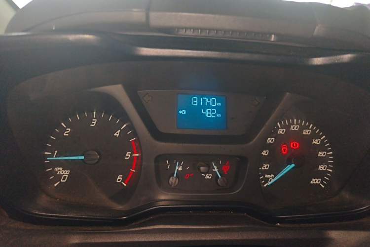 Used Ford Transit 2020 2.0T Diesel Multi-Function Commercial Vehicle Mid-Chassis Low-Roof Design with Dual Rear Doors Emission Standard China V Odometer Close Up