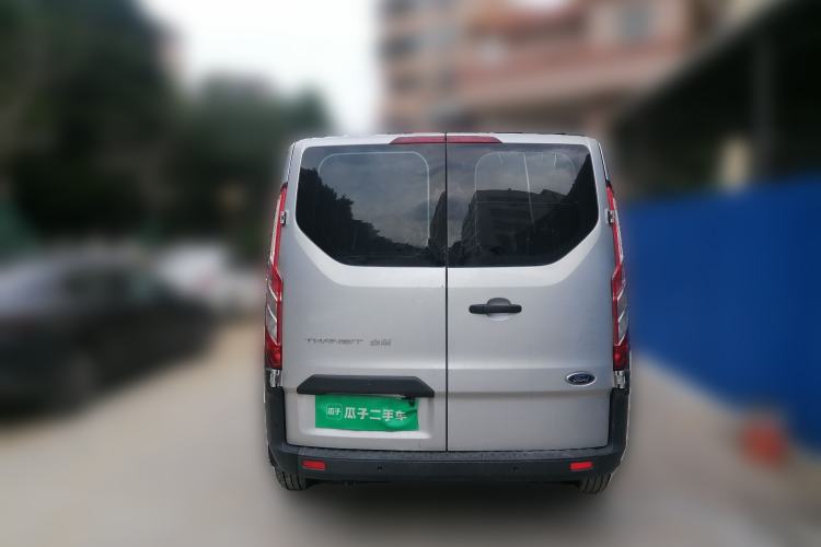 Used Ford Transit 2020 2.0T Diesel Multi-Function Commercial Vehicle Mid-Chassis Low-Roof Design with Dual Rear Doors Meeting China VI Emission Standards Rear