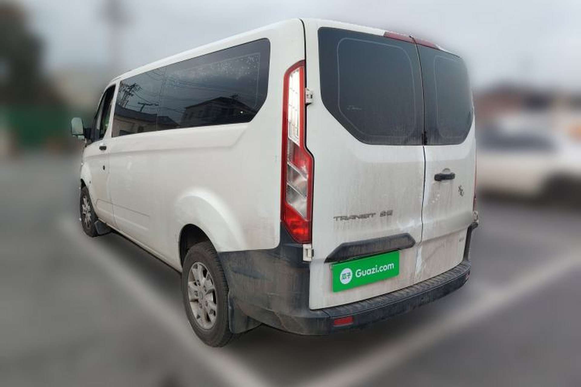 Used Ford Transit 2020 2.0T Gasoline Automatic Multi-Function Commercial Vehicle Mid-axle Low-roof Design with Dual Rear Doors Meeting China VI Emission Standards Rear Left 45 Deg