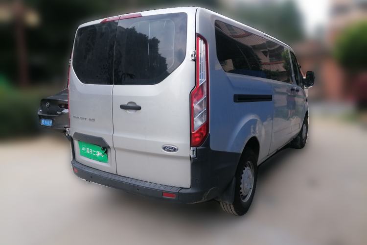 Used Ford Transit 2020 2.0T Diesel Multi-Function Commercial Vehicle Mid-Chassis Low-Roof Design with Dual Rear Doors Meeting China VI Emission Standards Rear Right 45 Deg