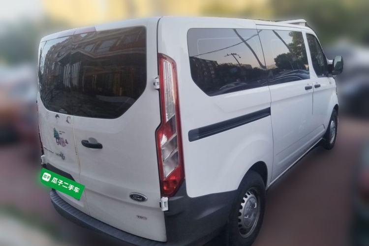 Used Ford Transit 2020 2.0T Diesel Multi-Function Commercial Vehicle Mid-Chassis Low-Roof Design with Dual Rear Doors Meeting China VI Emission Standards Rear Right 45 Deg