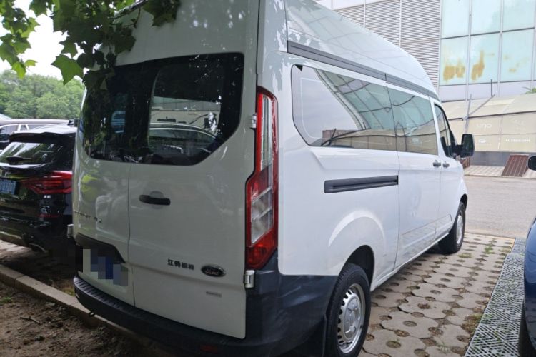 Used Ford Transit 2020 2.0T Gasoline Multi-Function Commercial Vehicle Mid-Drive Low-Roof Design with Dual Rear Doors Meeting China VI Emission Standards Rear Right 45 Deg