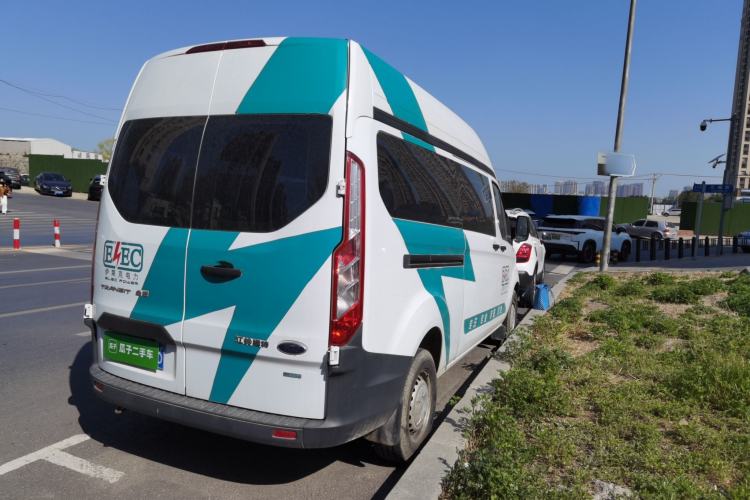 Used Ford Transit 2020 2.0T Gasoline Commercial & Travel Version Mid-Drive Mid-Roof 10–12 Seats China VI Standard Rear Right 45 Deg