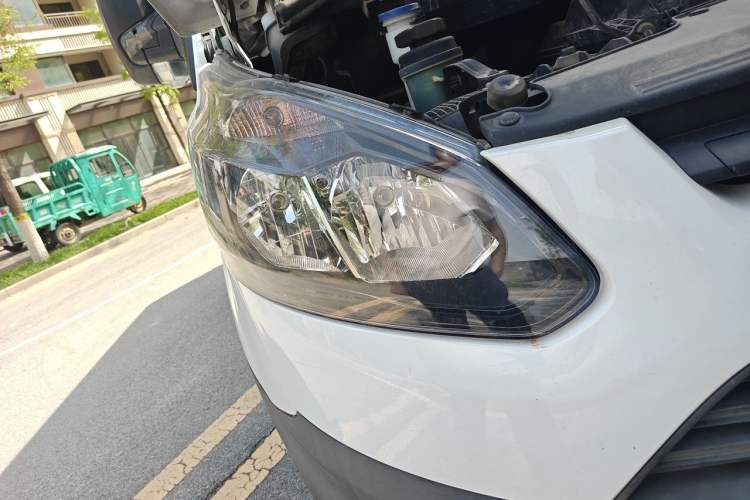 Used Ford Transit  Right Front Headlight