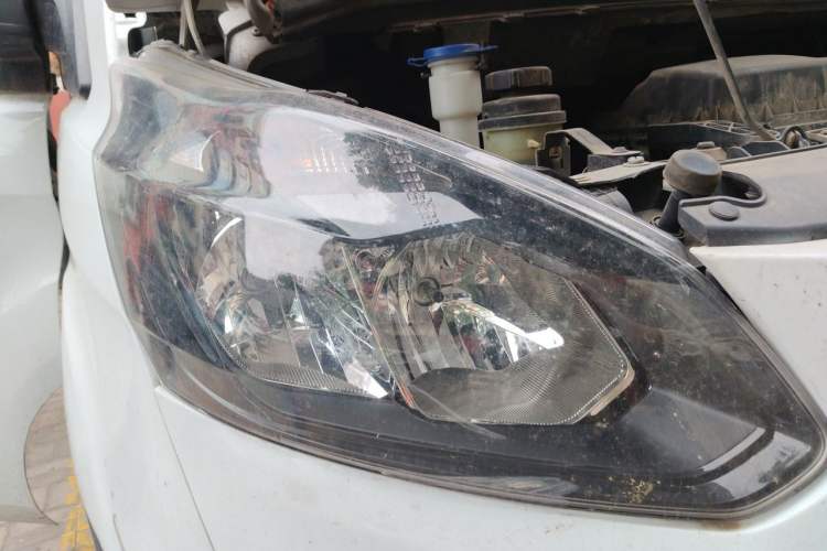 Used Ford Transit  Right Front Headlight