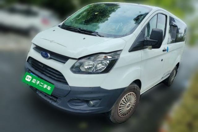 Używany Ford Transit 2020 2.0T Diesel Multi-Function Commercial Vehicle Mid-Chassis Low-Roof Design with Dual Rear Doors Meeting China VI Emission Standards