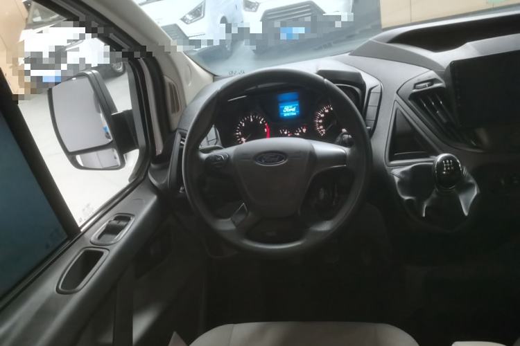 Used Ford Transit 2020 2.0T Diesel Multi-Function Commercial Vehicle Mid-Chassis Low-Roof Design with Dual Rear Doors Meeting China VI Emission Standards Steering Wheel