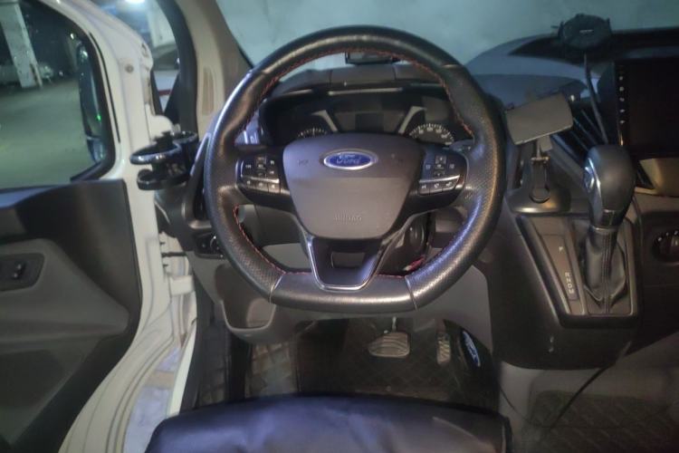 Used Ford Transit 2020 2.0T Gasoline Automatic Multi-Function Commercial Vehicle Mid-Drive Low-Roof Lift-Up Tailgate China VI Standard Steering Wheel