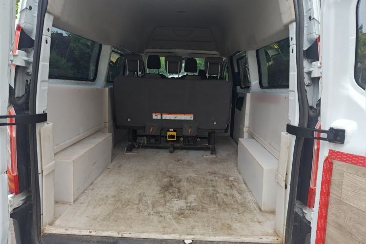 Used Ford Transit  Trunk