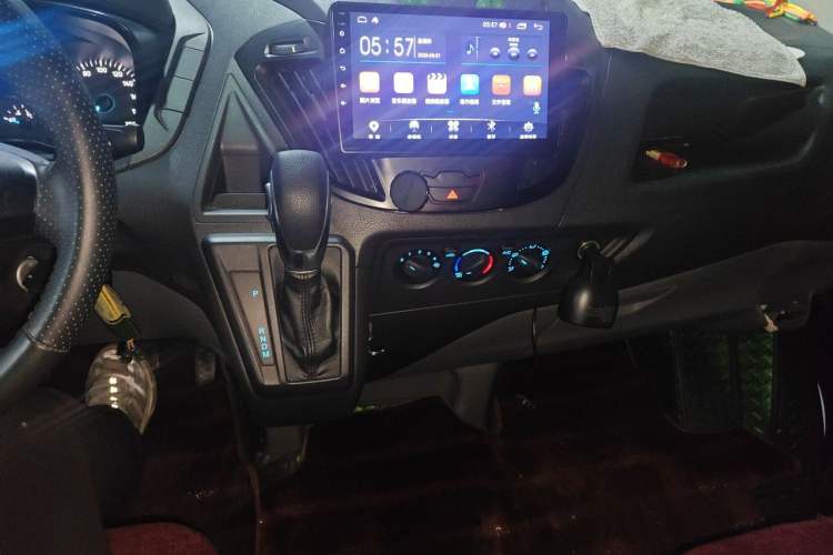 Used Ford Transit  Audio And AC Panel