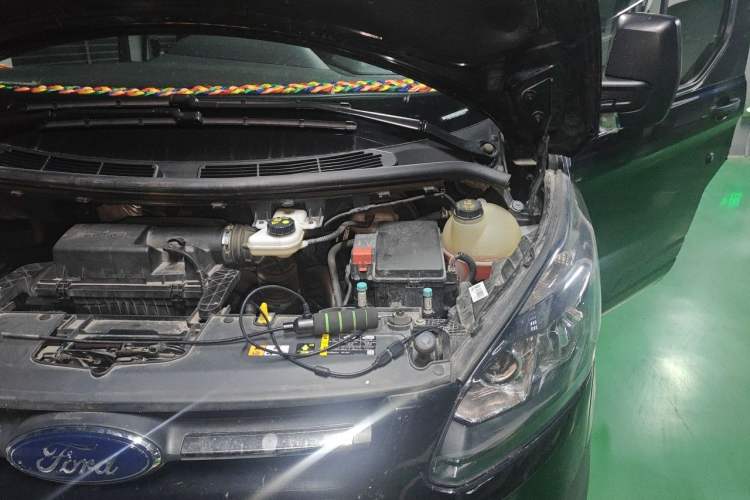 Used Ford Transit  Engine Bay Left