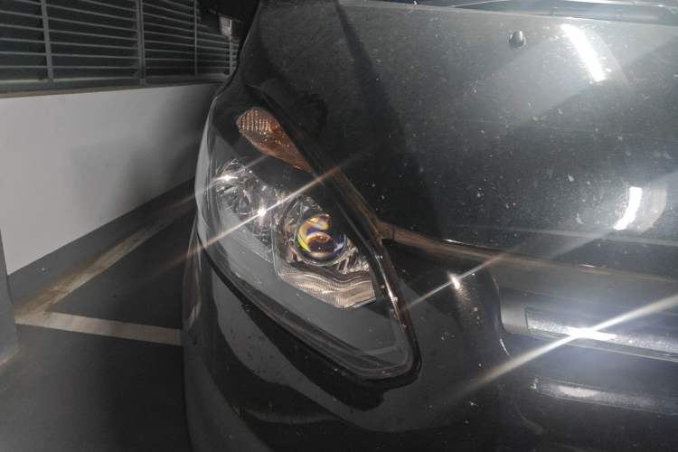 Used Ford Transit  Right Front Headlight