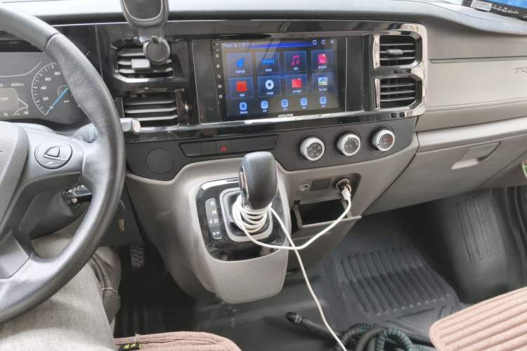 Used Ford Transit  Audio And AC Panel