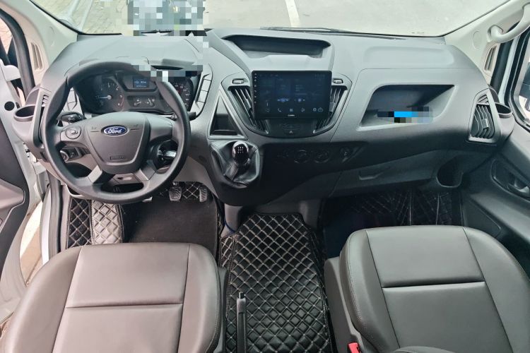 Used Ford Transit 2021 2.0T Diesel Manual Advanced Commercial Traveler Mid-Chassis Mid-Roof 9-Seater China VI Center Console