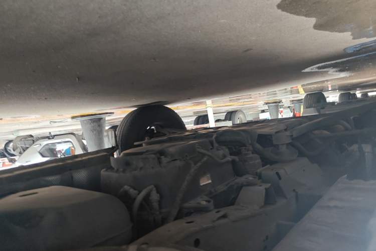 Used Ford Transit 2021 2.0T Diesel Manual Advanced Commercial Traveler Mid-axle Mid-roof 7-Seater China VI Chassis Front Left