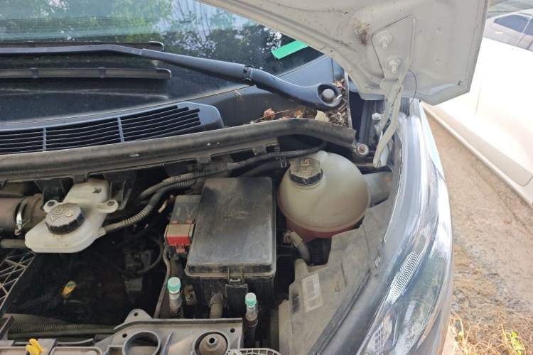 Used Ford Transit  Engine Bay Left