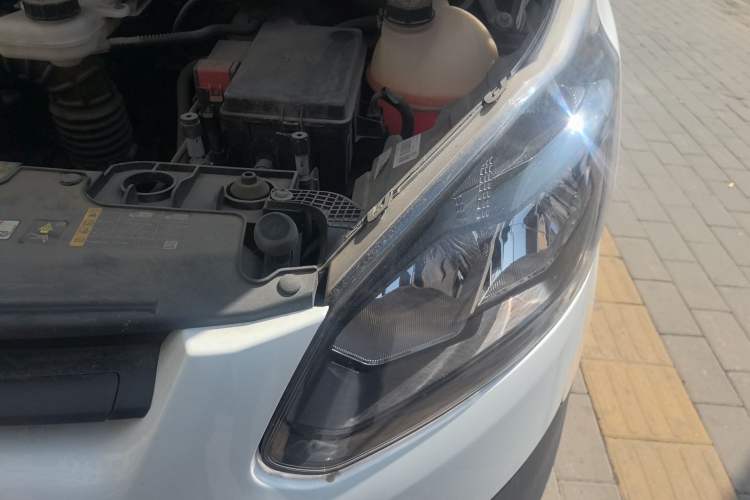 Used Ford Transit  Engine Bay Left