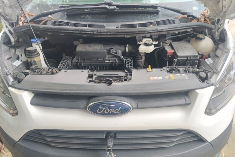 Used Ford Transit  Engine Bay
