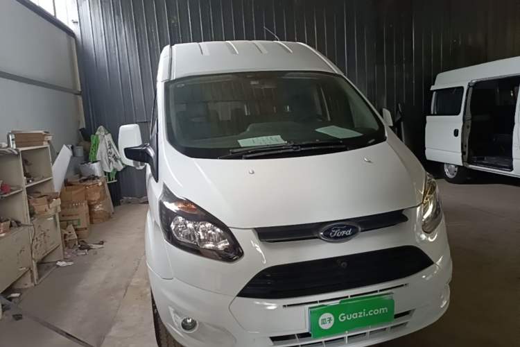 Used Ford Transit 2021 2.0T Diesel Manual Advanced Commercial Traveler Mid-Chassis Mid-Roof 9-Seater China VI Front