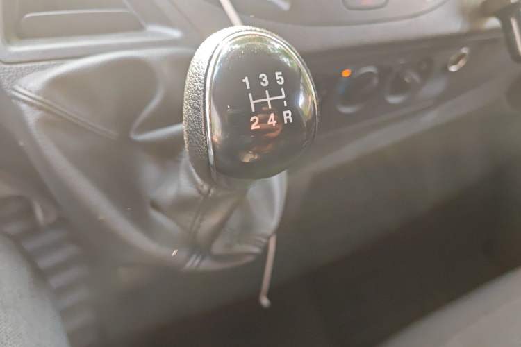 Used Ford Transit  Gear Lever