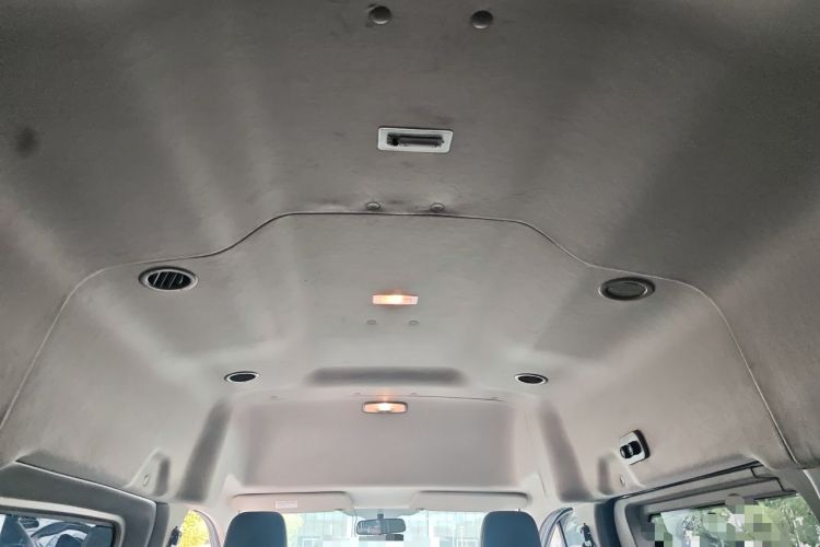 Used Ford Transit 2021 2.0T Diesel Manual Advanced Commercial Traveler Mid-Chassis Mid-Roof 9-Seater China VI Headliner