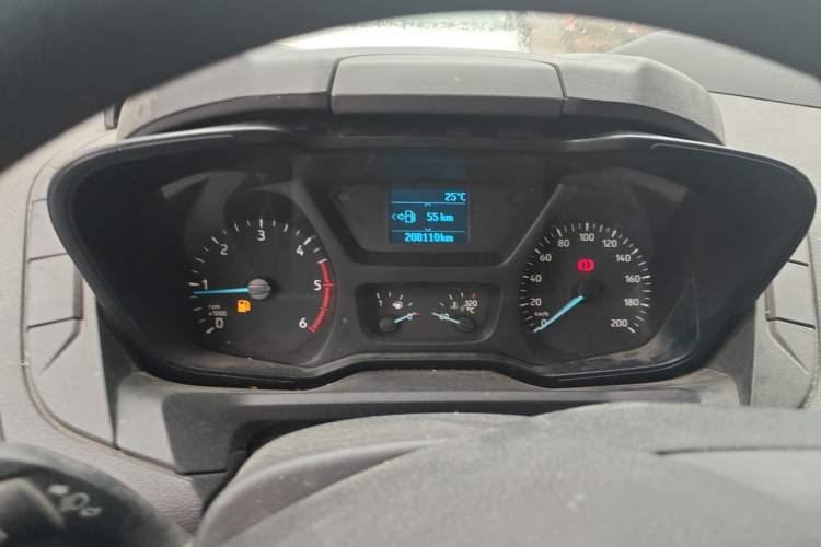 Used Ford Transit 2021 2.0T Diesel Manual Advanced Commercial Traveler Mid-axle Mid-roof 7-Seater China VI Instrument Cluster