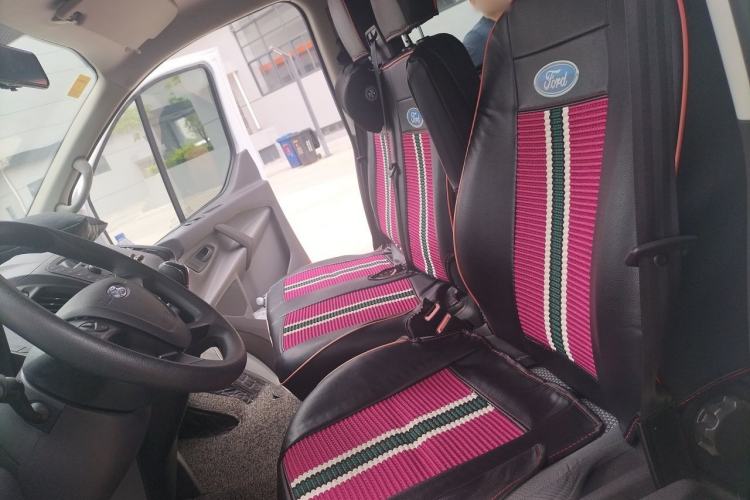 Used Ford Transit 2021 2.0T Diesel Manual Advanced Commercial Traveler Mid-axle Mid-roof 7-Seater China VI Left Front Seat