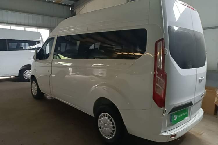 Used Ford Transit 2021 2.0T Diesel Manual Advanced Commercial Traveler Mid-Chassis Mid-Roof 9-Seater China VI Rear Left 45 Deg