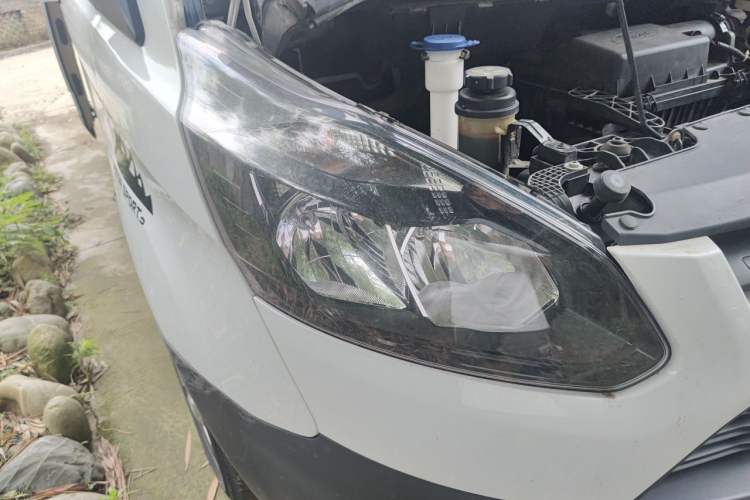 Used Ford Transit  Right Front Headlight