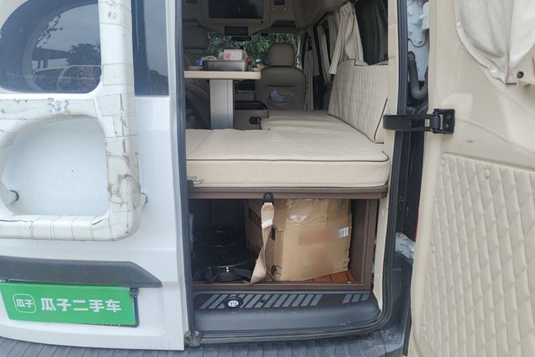 Used Ford Transit  Trunk