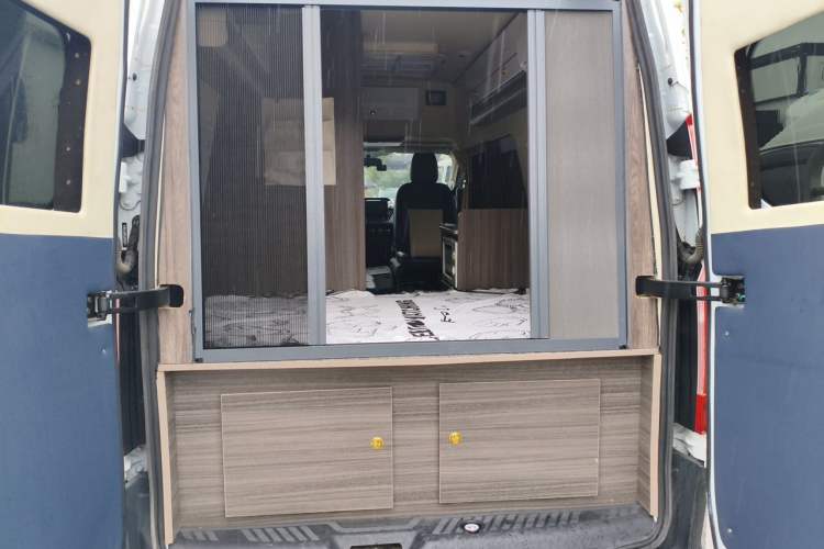 Used Ford Transit  Trunk