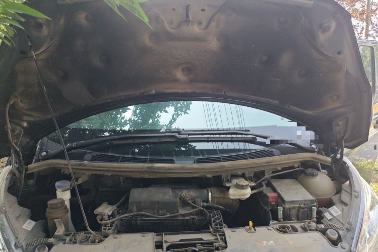 Used Ford Transit  Engine Bay